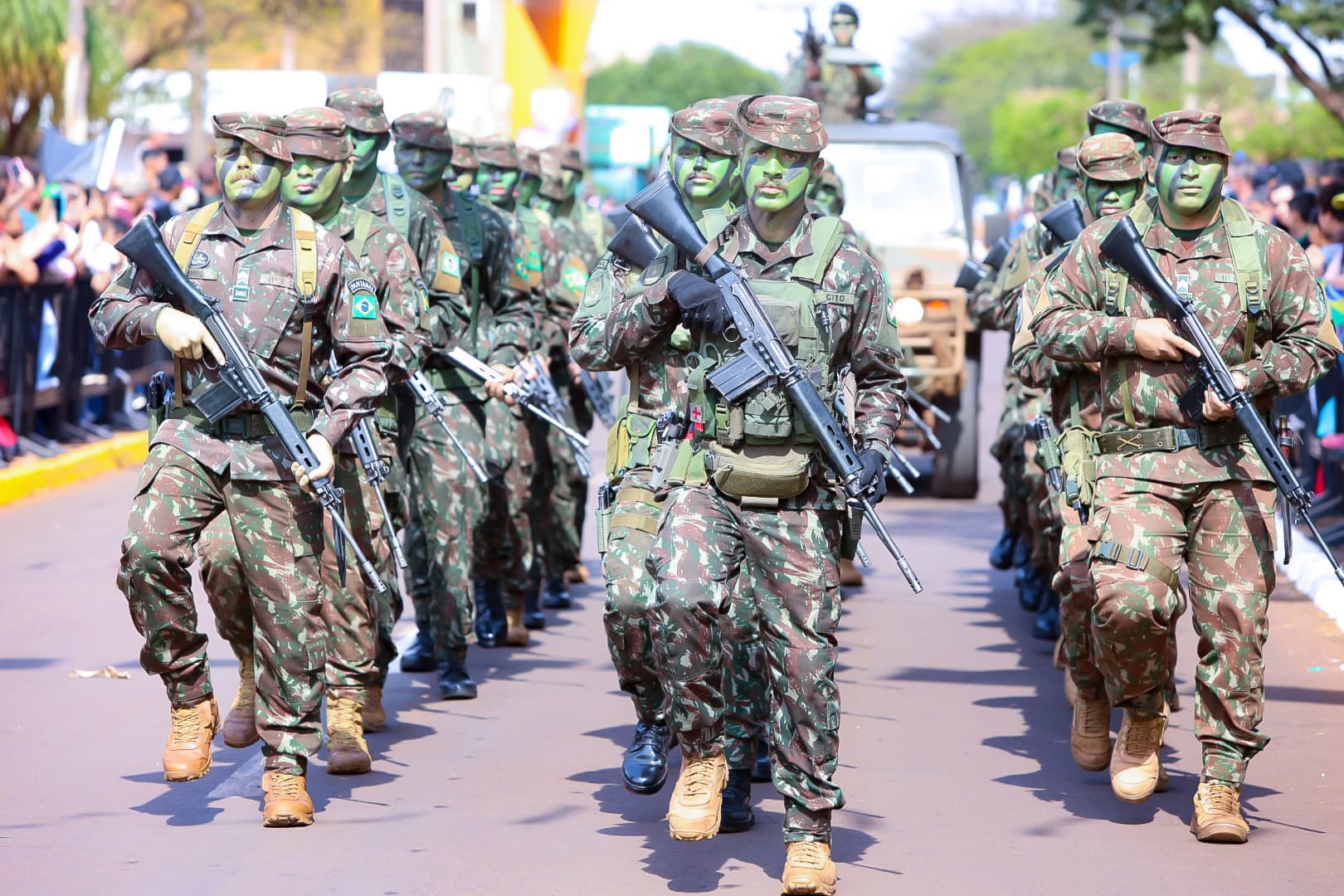 DESFILE CÍVICO-MILITAR 7 DE SETEMBRO