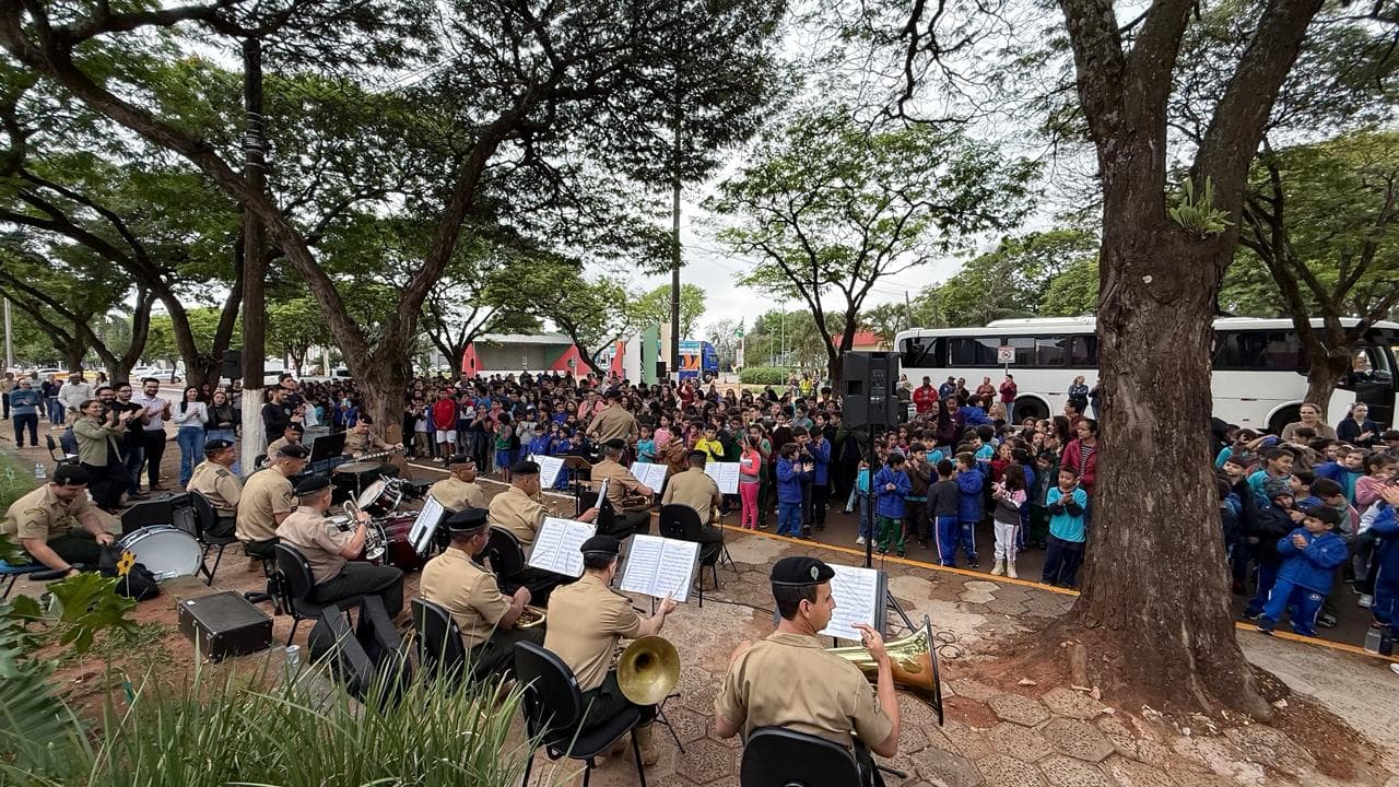 Orquestra do 11º RCMEC abre a Semana da Pátria em Caarapó